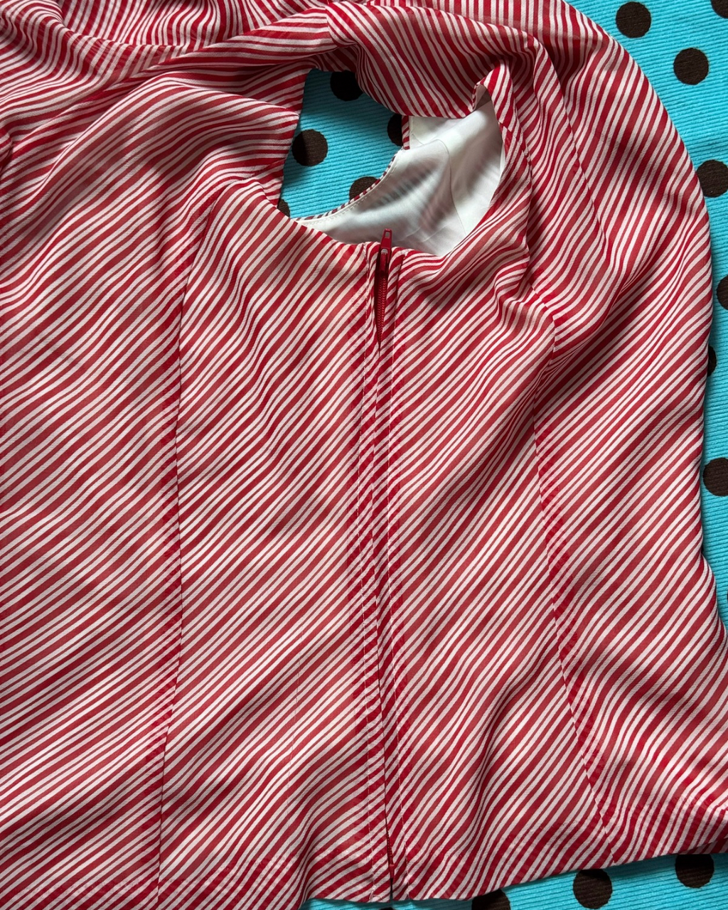 red and white striped ruffle top (set)