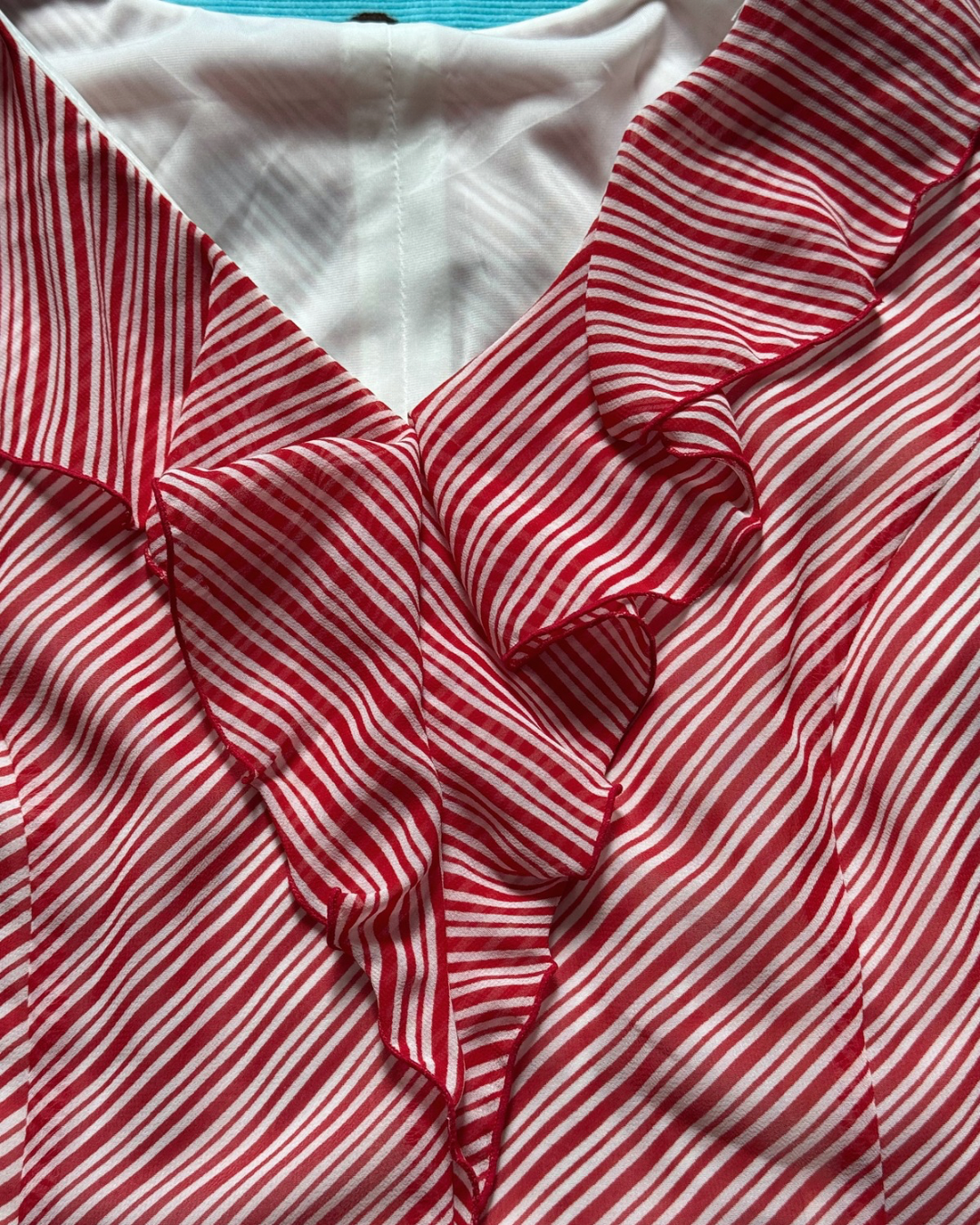 red and white striped ruffle top (set)